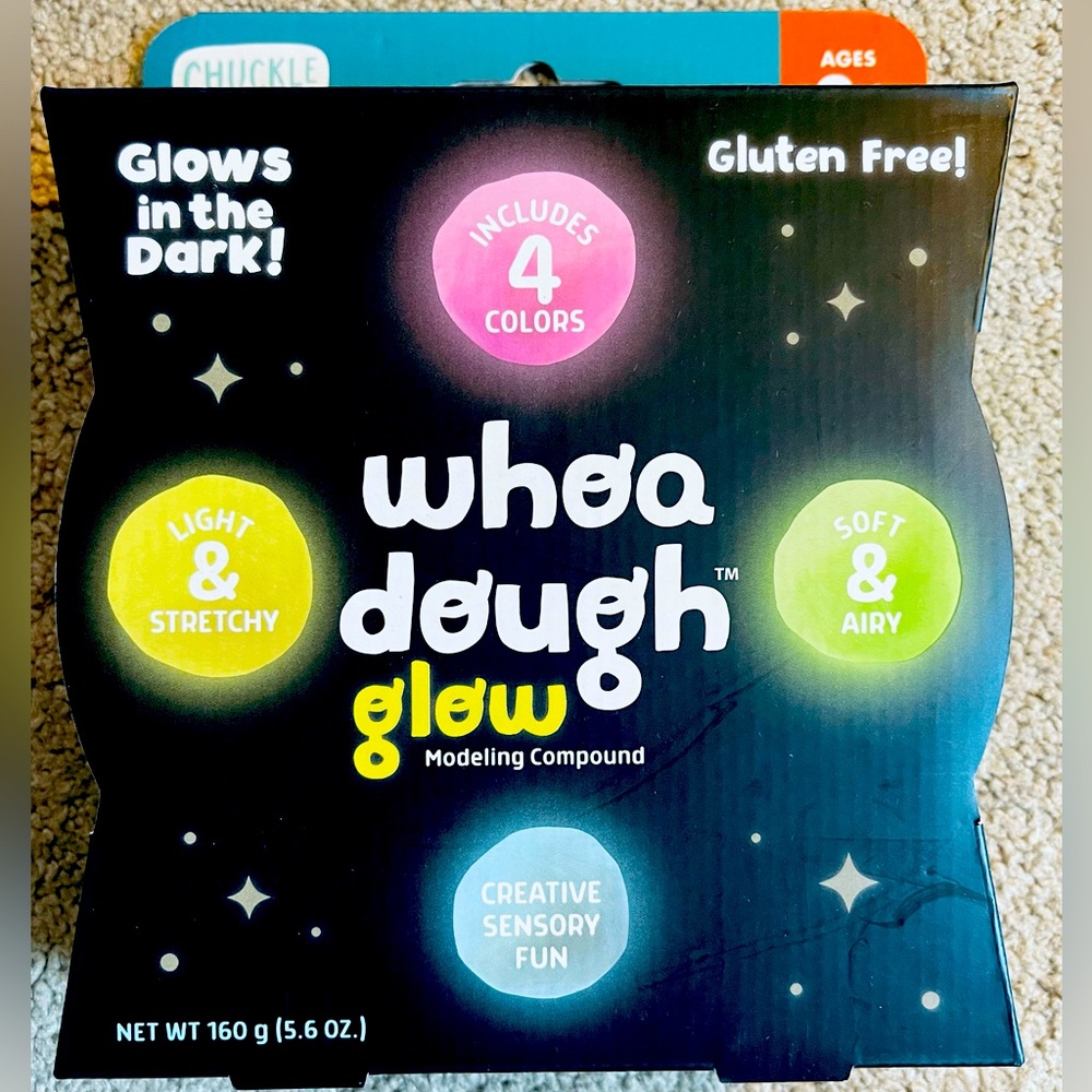 Chuckle & roar whoa dough glow NIB
